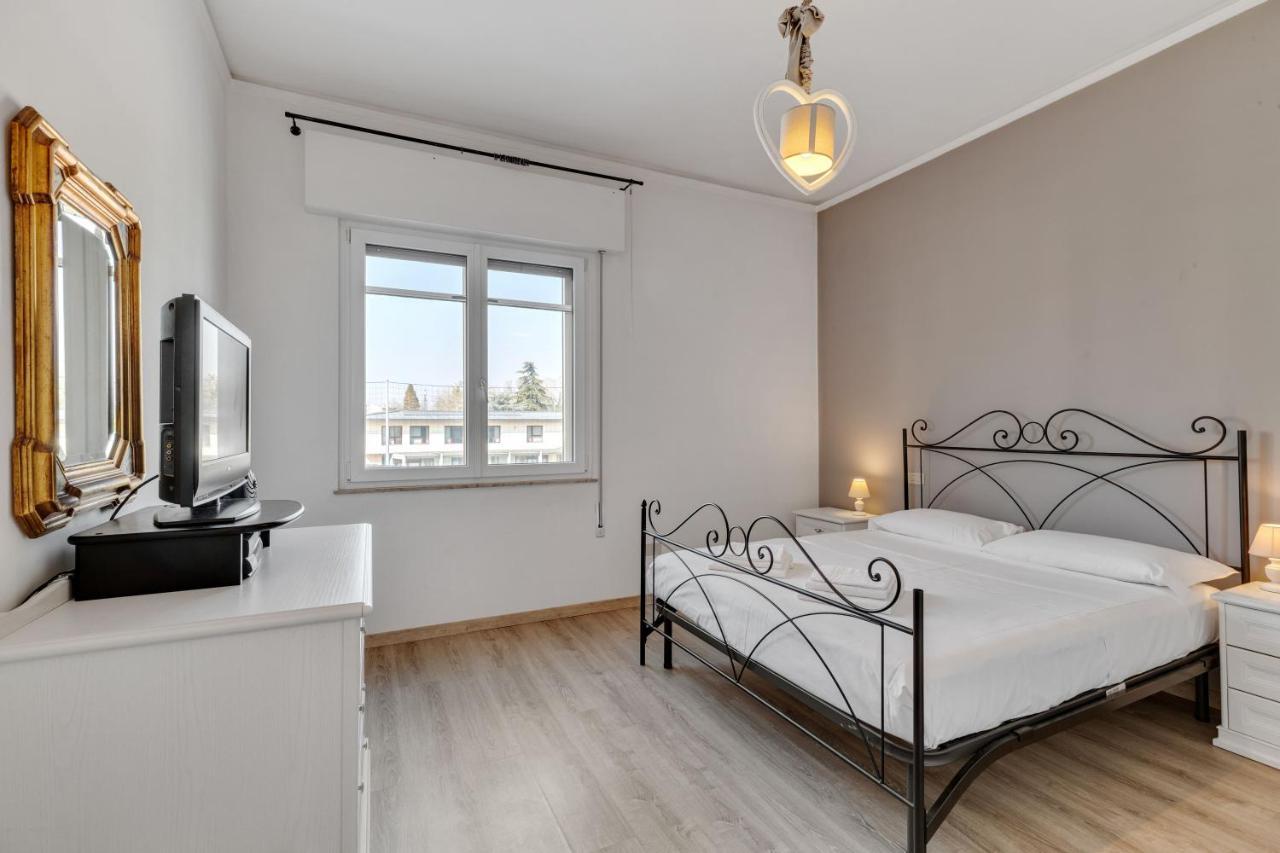 ויצ'נצה Elegant Blue Apartment מראה חיצוני תמונה